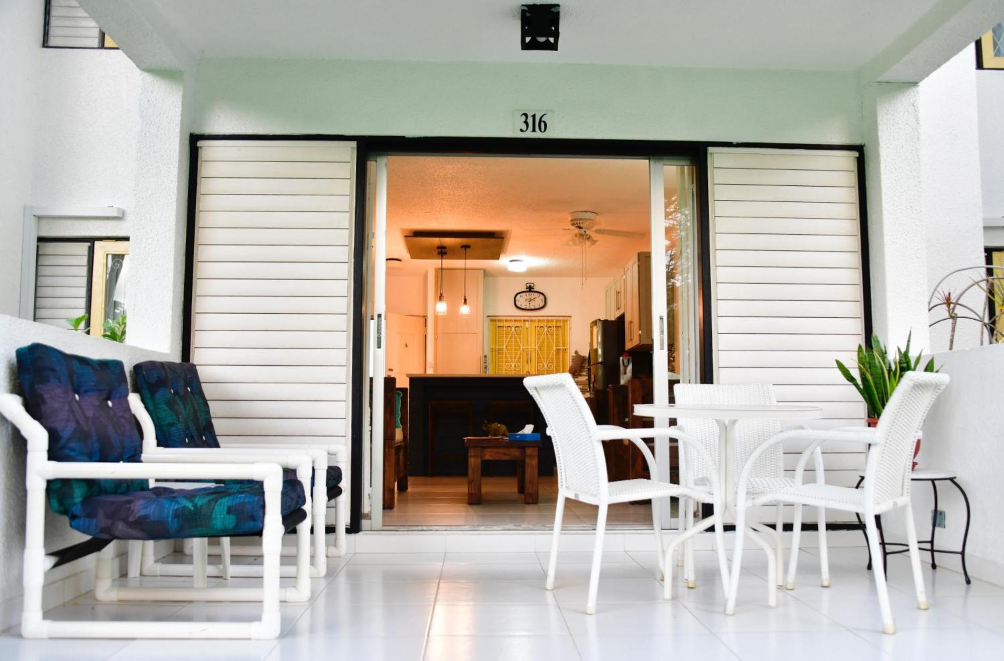 316 Moonshine Apartment Bridgetown Exterior photo