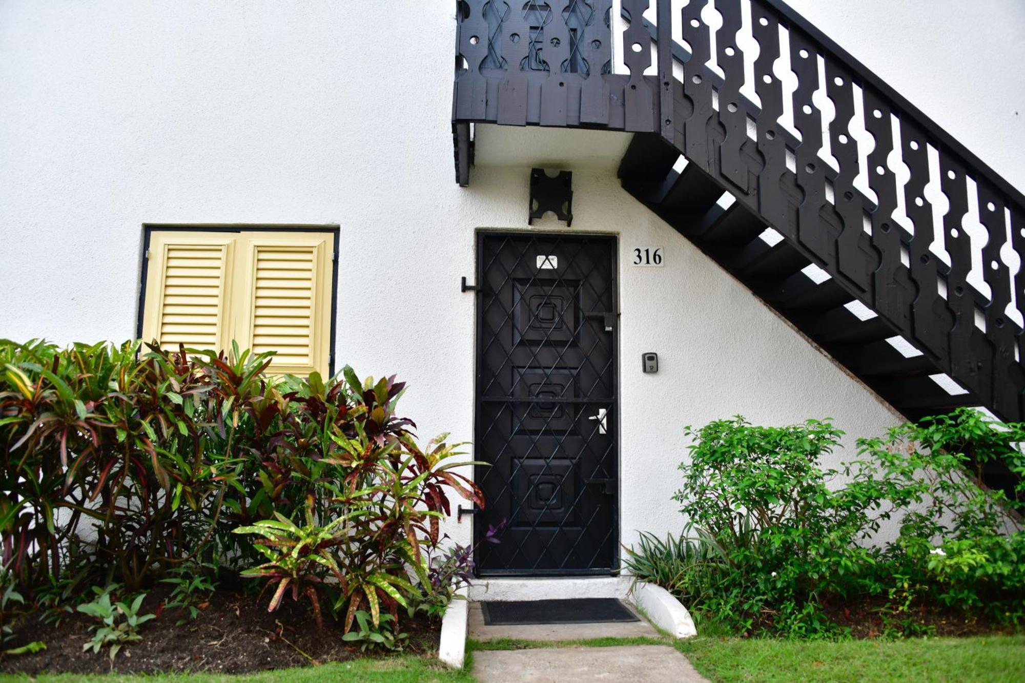 316 Moonshine Apartment Bridgetown Exterior photo